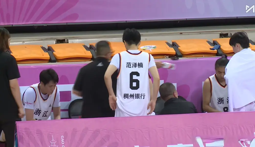 北京队拉开, img, 国手小将空