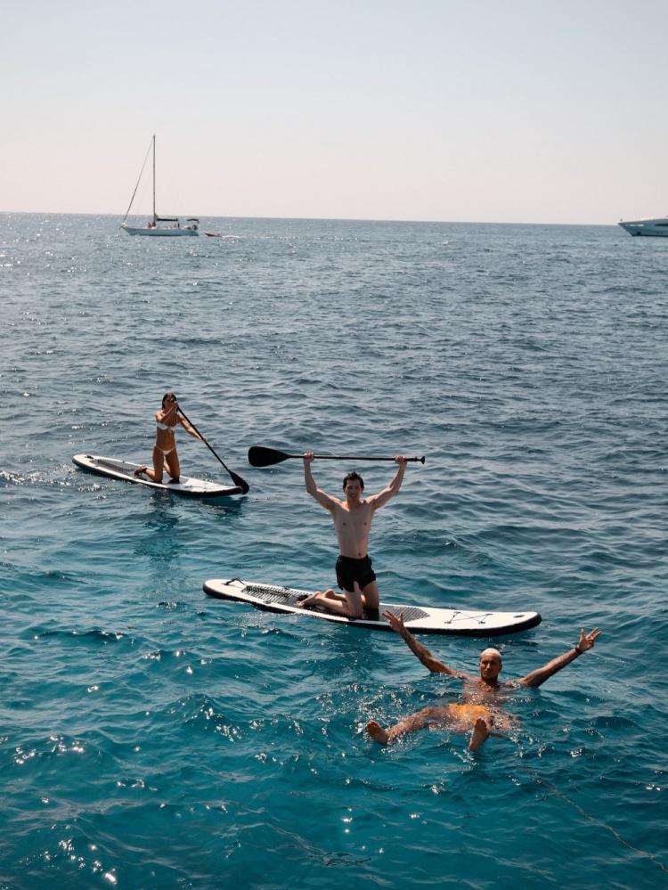 是怎么嗨起, src, up