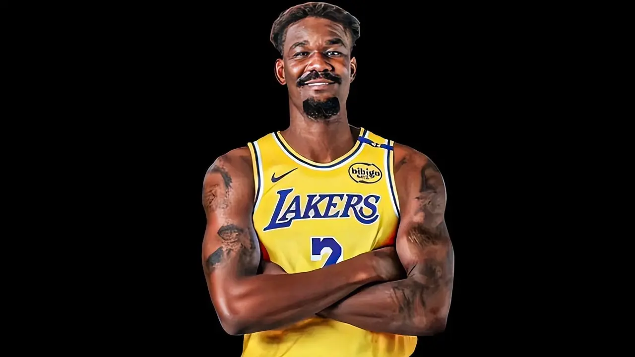 东契奇率领, 老詹谈退役, src 东契奇率领, 老詹谈退役, src